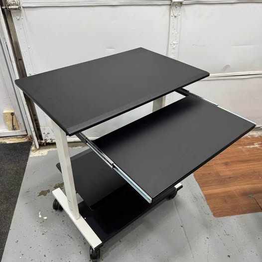 Mobile Adjustable Height Stand Up Workstation (White/Black, 30") brand new