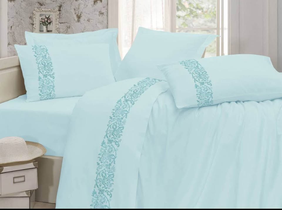 Brand New Embroidery Bedsheet Set Egyptian Cotton for sale.