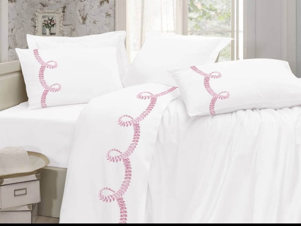 Brand New Embroidery Bedsheet Set Egyptian Cotton for sale.